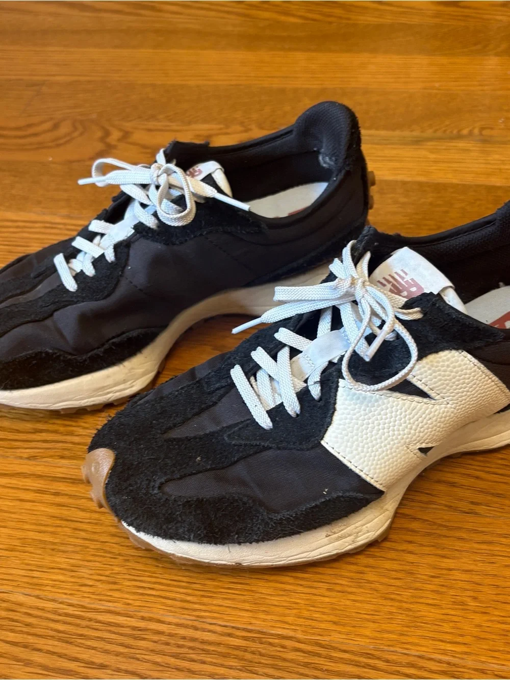 New Balance 327 Black and White, well loved - Picture 2 of 10